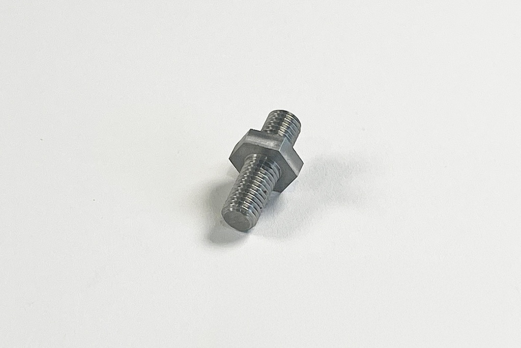 FRAME PIVOT FOR METAL CONNECTING ROD