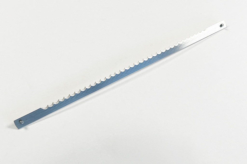 CUCHILLOS DE DENTADO FINO 10MM SET 50pcs